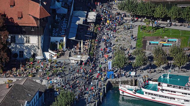 In Konstanz wie heir am Hafen konzentrierten sich am Wochenende die Demonstrationen für und gegen die Corona-Politik.
