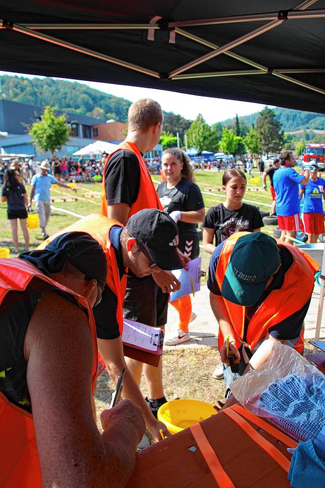 Bild 16: Bilder von der Bauernolympiade der FFW Eggingen