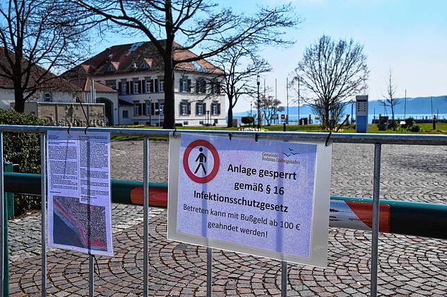 Im Frühling hatte Bodman-Ludwigshafen wie hier beim Zollhaus die Uferbereiche aufgrund des Infektionsschutzes an mehreren Wochenenden ...