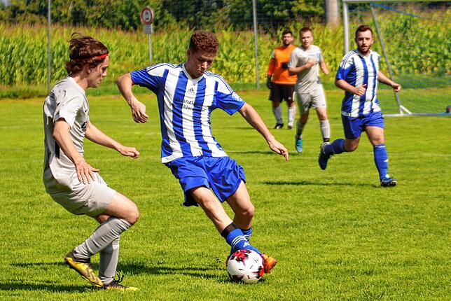 Bild 5: FV Degerfelden spielt 3:3 gegen den SV Schopfheim &ndash; und wir haben Bilder