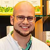 Johannes Zumbusch, Inhaber der Hirsch-Apotheke, hat kein Verständnis für den Betrugsversuch.