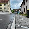 Von dem tragischen Vorfall in Binningen ist Tage nach dem Einsatz nur noch wenig zu sehen. Ein Polizeiband versperrt den Zugang zu einem ...