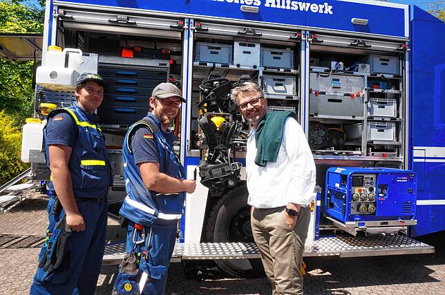 Bild 3: Tag der offenen Tür: die Feuerwehr präsentiert sich