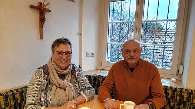 Gespräch über die Zukunft: Helga Bing, Projektkoordinatorin für die neue katholische Kirchengemeinde „An der Wutach“ sprach mit unserem ...