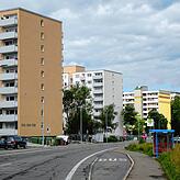 Einige Hochhäuser in der Schwaketenstraße gehören den Immobilienkonzern Vonovia.