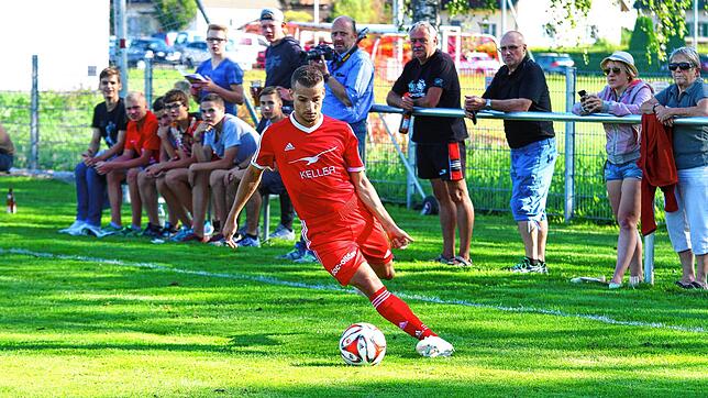 Comeback: Francesco Arena (34) ist zurück im Kader des SV Jestetten und will mit seiner Erfahrung den Verjüngungsprozess in der ...