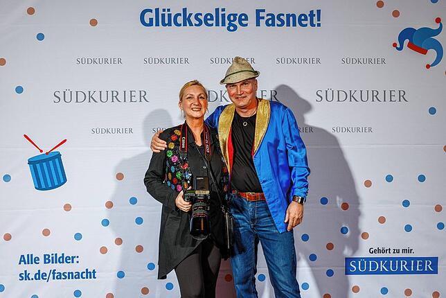 Bild 28: Die Narren im Konzil an der SÜDKURIER-VIP-Wand (Teil 2)