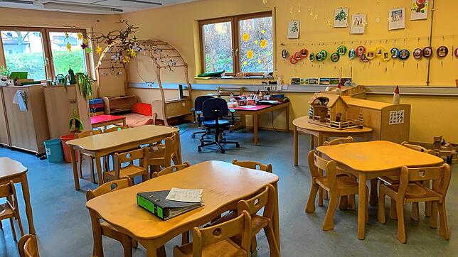 Die Kinderhäuser in der Region sind fast leer, nur wenige Kinder werden in den schnell organisierten Notbetreuungs-Gruppen betreut. Der ...