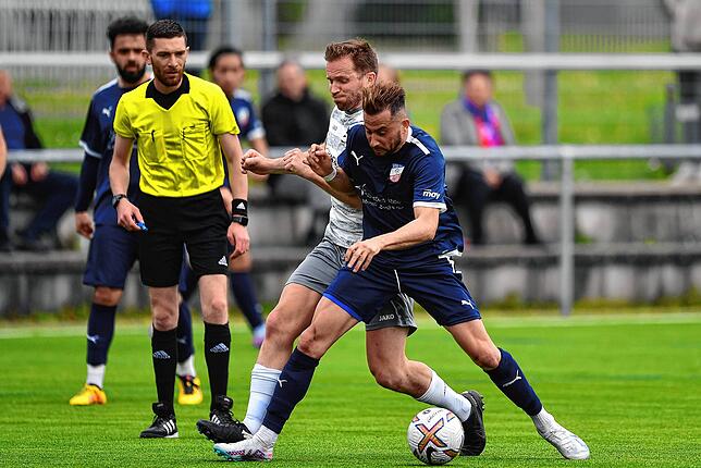 Bild 13: TuS Efringen-Kirchen erkämpft sich ein 3:3 gegen den VfB Waldshut &ndash; und wir haben Bilder!