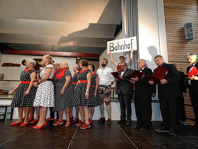 Bild 10: Die besten Bilder vom Jubiläumstheater „Kohlhiesels Töchter“
