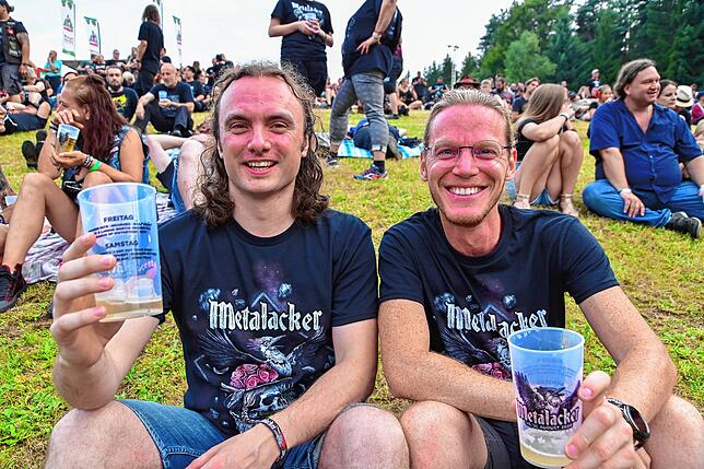 Bild 27: Tausende Metalheads feiern im Schwarzwald