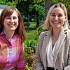 Berufsberaterin Judy Fleischer (links) von der Agentur für Arbeit in Waldshut, hat der momentan arbeitslosen Nele Schmidt aus ...