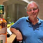 Es lohnt sich, guten Wein auch aufwändig zu präsentieren, sagt Manfred Krämer vom Winzerverein Reichenau.