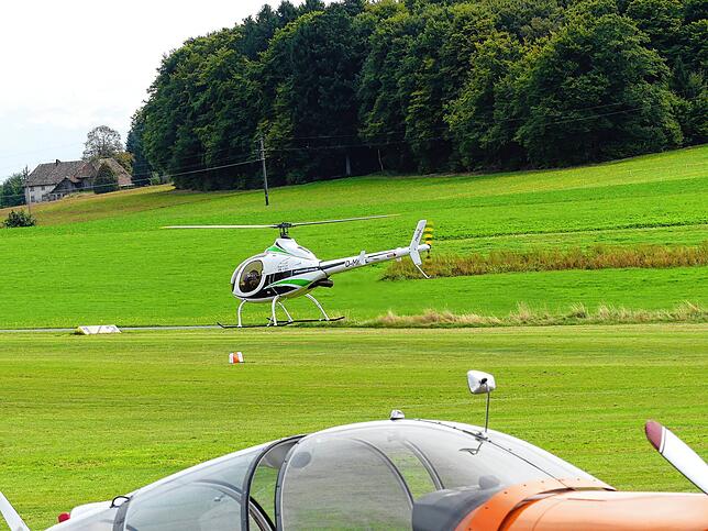 Bild 2: Großer Erfolg beim Jubiläums-Flugplatzfest in Rickenbach-Hütten