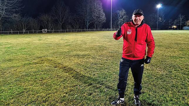 Wolfgang Frey und die Senioren des FC Überlingen stehen dem FC Bayern München immer wieder mal im Weg.
