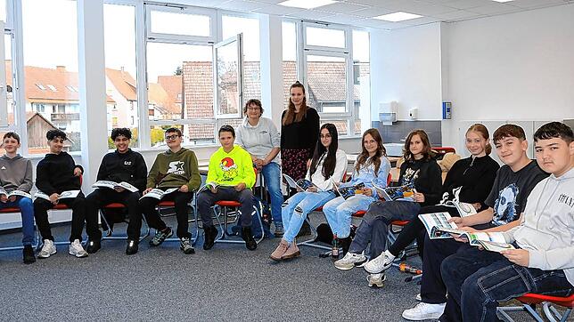 Am Löffinger Schulverbund gibt es das Projekt Rebound im Rahmen des verbindlichen Unterrichts der Achtklässler. Das Bild zeigt Lehrerin ...