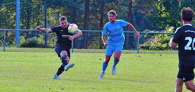 Bild 13: SV 08 Laufenburg II gewinnt Hotzenwald-Cup gegen Gastgeber SV Buch – und wir haben Fotos!