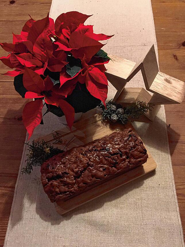 Das Fruhsche Früchtebrot ist mit elf Zutaten sehr gehaltvoll und lässt sich auch in sechs kleine Laibe ummodeln.