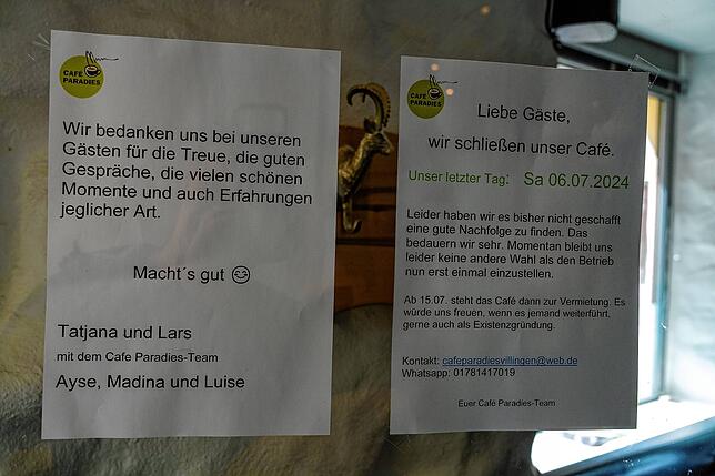 Die Infoblätter am Café machen es deutlich: Nach dem 6. Juli ist das Café Paradies erst einmal Geschichte.