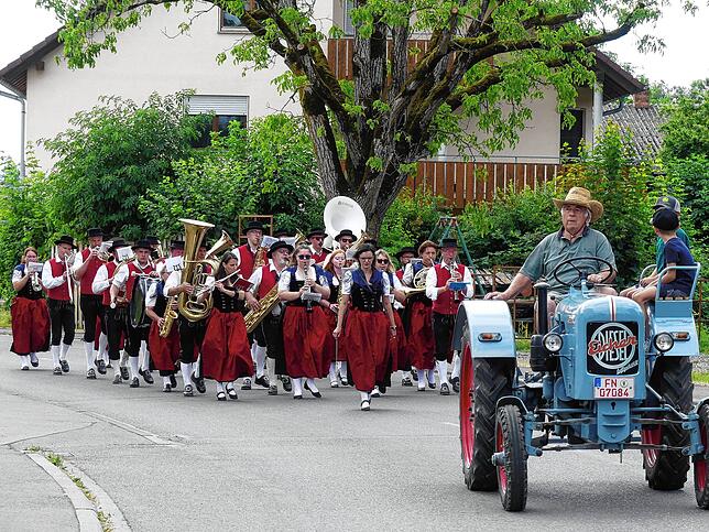 Bild 2: Bilder vom Mostfest in Ahausen