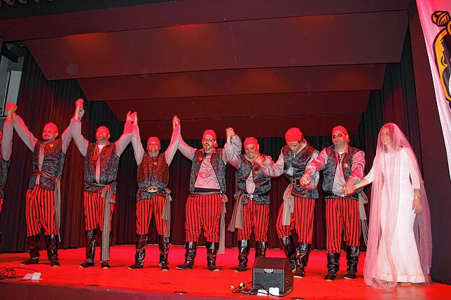 Bild 7: Feiern bis spät in die Nacht beim Hänseleball in Stockach