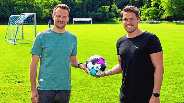 Steffen Kautzmann (links) mit seinem Nachfolger Oliver Sorg.