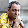Rainald Grebe, 49, ist als Kabarettist, Liedermacher, Schauspieler und Autor ein wahres Multitalent. Anfang Februar erschien sein neues ...