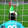 Eiskalt verwandelt: In der Schlussphase machte Moritz Erne mit diesem verwandelten Foulelfmeter zum 2:0 im Derby beim FC Schlüchttal ...