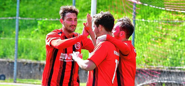 Bild 30: FC 08 Bad Säckingen setzt sich mit 5:1 gegen den FC Geißlingen durch – und wir haben Fotos!