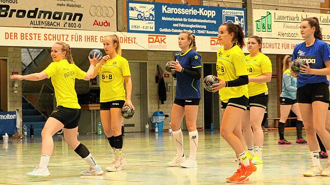 Mit Spaß in die Relegation: die Handballerinnen des SV Allensbach.