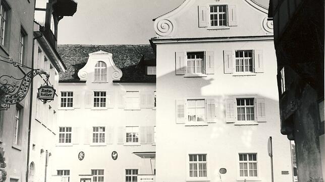 In den 70er Jahren diente der frühere Schussenrieder Hof als städtisches Krankenhaus. 1983 wurde die Einrichtung schließlich geschlossen.