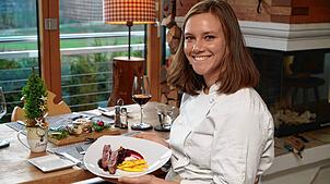 Dominique Schön hat in der Sterne-Gastronomie gelernt. Zu Hause ist sie im Wirtshaus „Bergblick“ in Bernau, wo sie für Rezept-Tipps für ...
