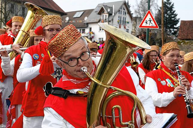 Bild 32: Die schönsten Bilder vom Jubiläumsumzug der Sunnelöscherzunft