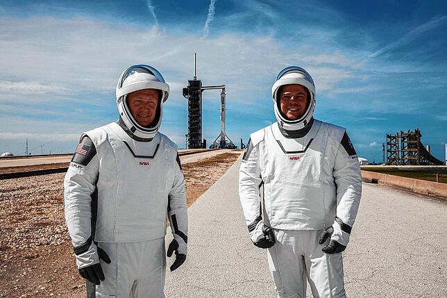 Neues Outfit: Die Nasa-Astronauten Douglas Hurley (links) und Robert Behnken.
