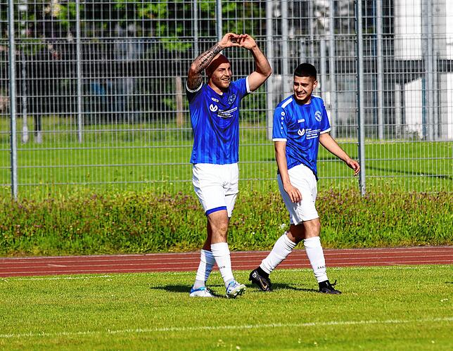 Bild 4: Bilder der Partie zwischen Anadolu Radolfzell und Owingen-Billafingen