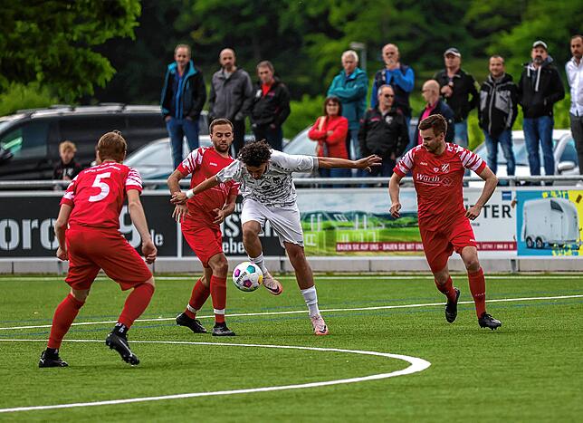 Bild 14: Spvgg. Wutöschingen und FC Tiengen 08 II trennen sich 2:2 – und wir haben Fotos!
