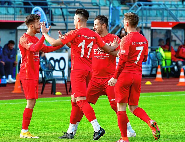Bild 15: Neuer Spitzenreiter FC Tiengen 08 besiegt den TuS Efringen-Kirchen mit 4:1 &ndash; und wir haben Bilder!