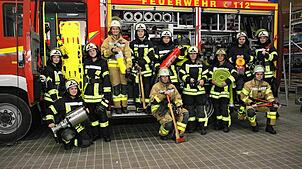 Frauen sind bei den Freiwilligen Feuerehren im Landkreis Waldshut längst keine Seltenheit mehr. Das Bild zeigt zwölf engagierte Frauen ...