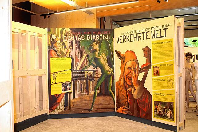 Derzeit befindet sich die Ausstellung noch im Aufbau. Kurz vor der Eröffnung soll aber alles fertig sein.