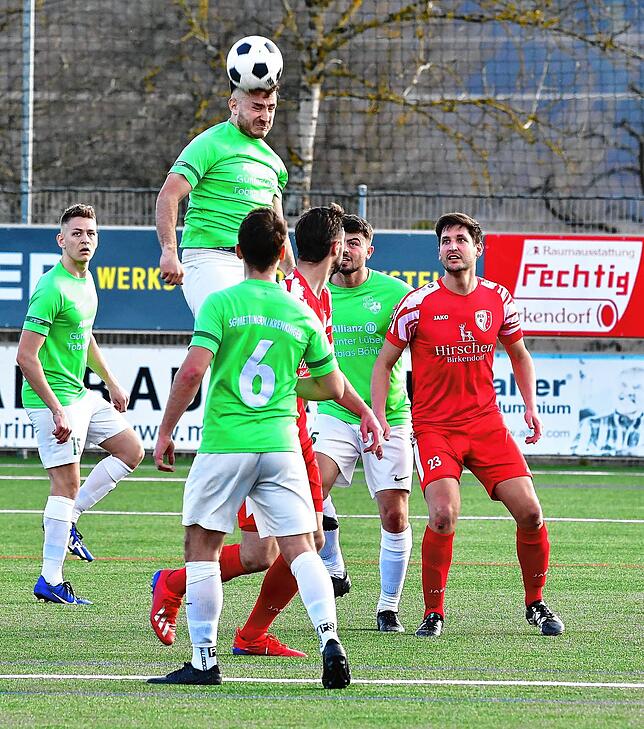 Wiedersehen am Samstag: Moritz Erne und die SG Mettingen/Krenkingen freuen sich aufs Derby am Samstag, 16 Uhr, gegen den Nachbarn FC ...