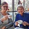 Unsere Reporterin Sira Huwiler-Flamm (links) im Interview mit Maria Trehn, der Teamleiterin der Gründen Damen und Herren am Klinikum ...