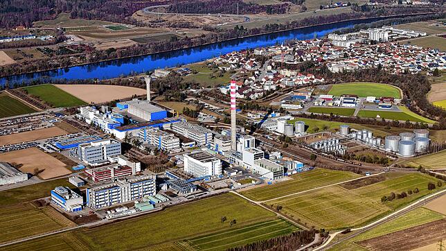 Internationale Unternehmen wie die DSM auf dem benachbarten Sissler Feld ergreifen aufgrund des Corona-Virus&lsquo; weltweite ...