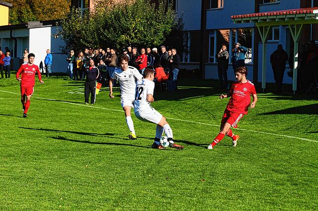 Bild 3: FC Grießen verliert gegen Spvgg. Wutöschingen mit 1:2 &ndash; und wir haben Bilder!