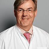 Andreas Trotter, Chefarzt der Kinderklinik in Singen, hat eine so hohe Belastung noch nie erlebt.