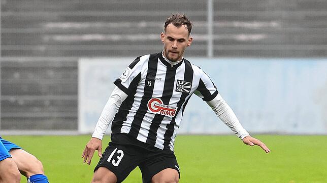 Christian Derflinger wird nach seinem Nasenbeinbruch operiert und fällt aus. Gegen Stuttgart am Wochenende könnte er dem FC 08 wieder ...