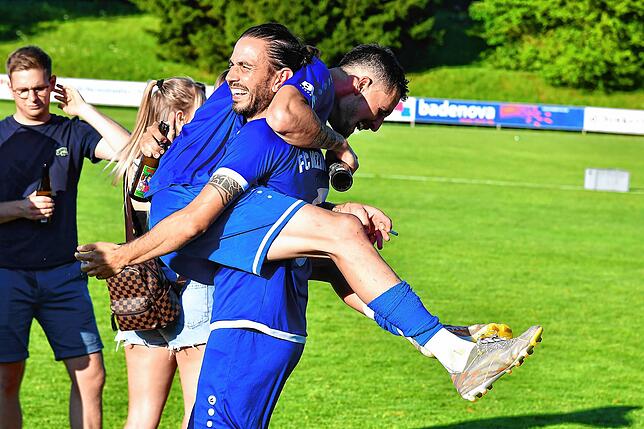 Bild 25: FC Erzingen steigt nach 3:2 gegen FC Emmendingen in die Landesliga auf &ndash; wir haben Bilder!