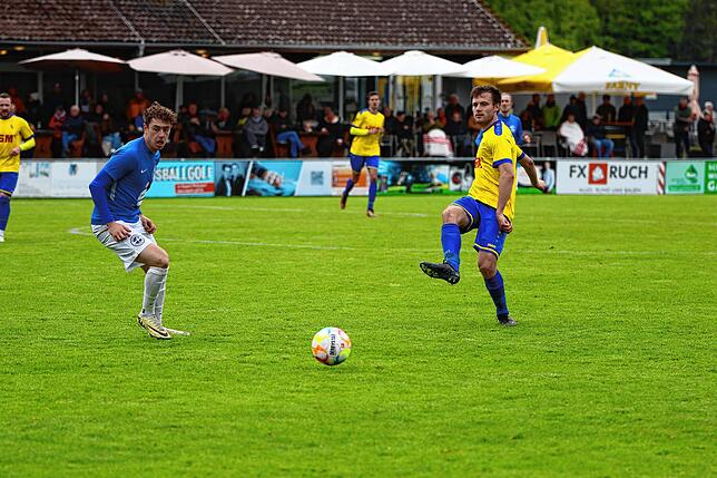 Bild 4: Intensives Unentschieden! Die Bilder vom Landesliga-Duell SpVgg F.A.L. gegen Hegauer FV