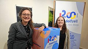 Museumspädagogin Jacqueline Berl (links) betreut die Bürgerprojekte des Stadtjubiläums 2026, Nina Herzog (rechts) ist die Leiterin des ...