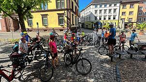 Während der dreiwöchigen Aktion gab es mehrere gemeinsame Radtouren, wie hier zum Auftakt in Bad Säckingen.