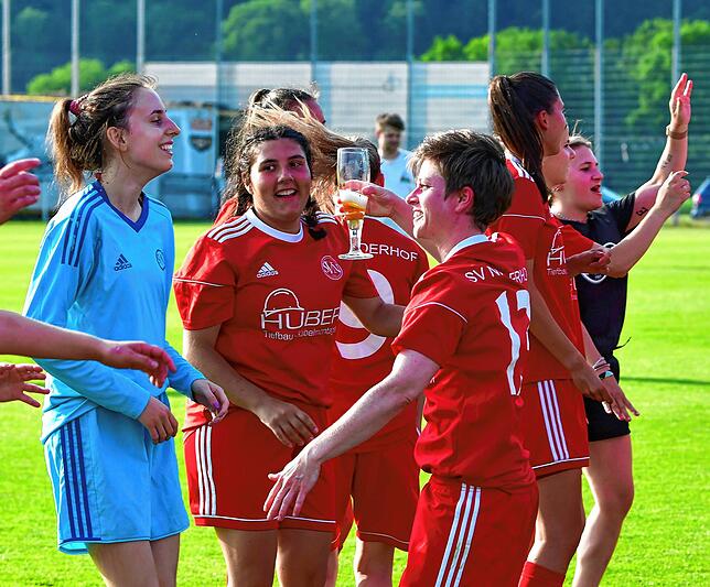 Bild 50: SV Niederhof steigt nach 3:2-Sieg bei der SG Ebnet in die Verbandsliga auf &ndash; und wir haben Bilder!